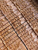 Savon artisanal – Miel & Camomille (Apaisant & Doux) – Image 2